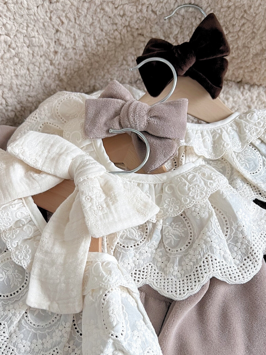 Kokardka beżowy welur