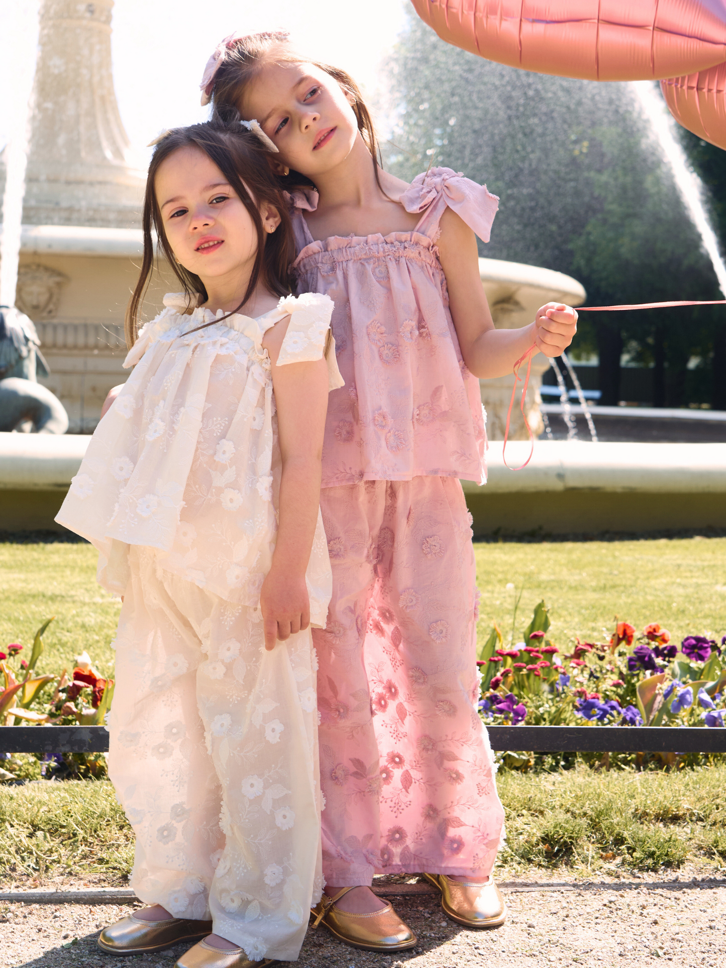 Spodnie o szerszym kroju - ecru