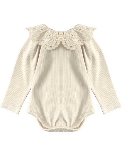 Prążkowane body/bluzka z koronkowym kołnierzykiem -kremowe
