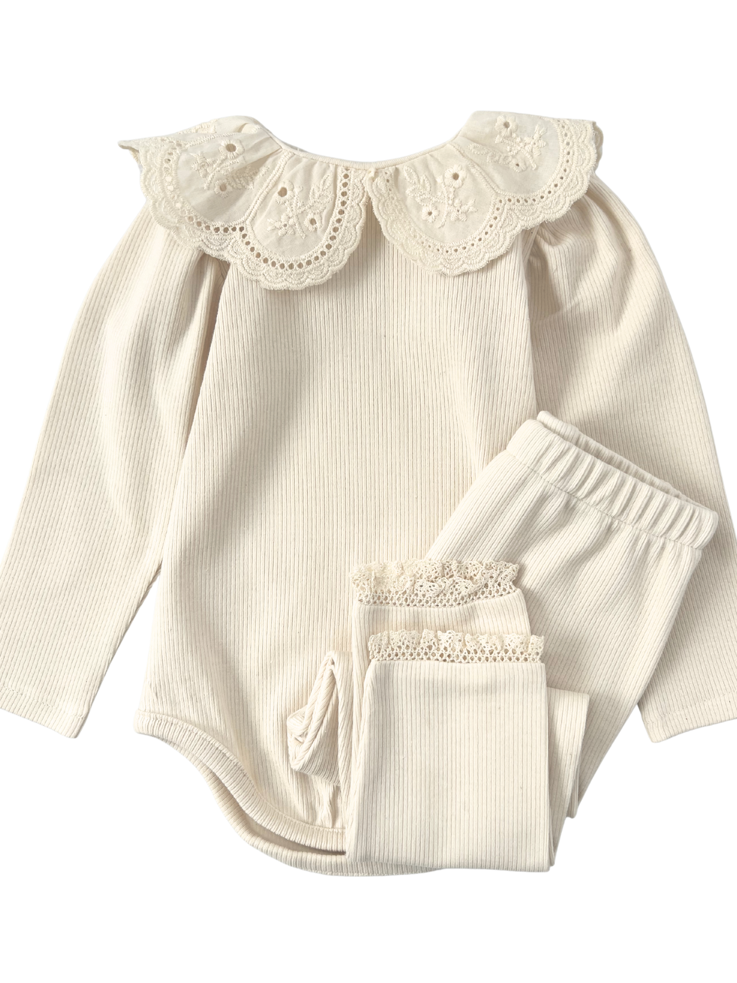 Prążkowane body/bluzka z koronkowym kołnierzykiem -kremowe
