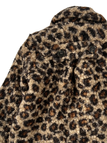 Brązowy zimowy płaszczyk w panterkę