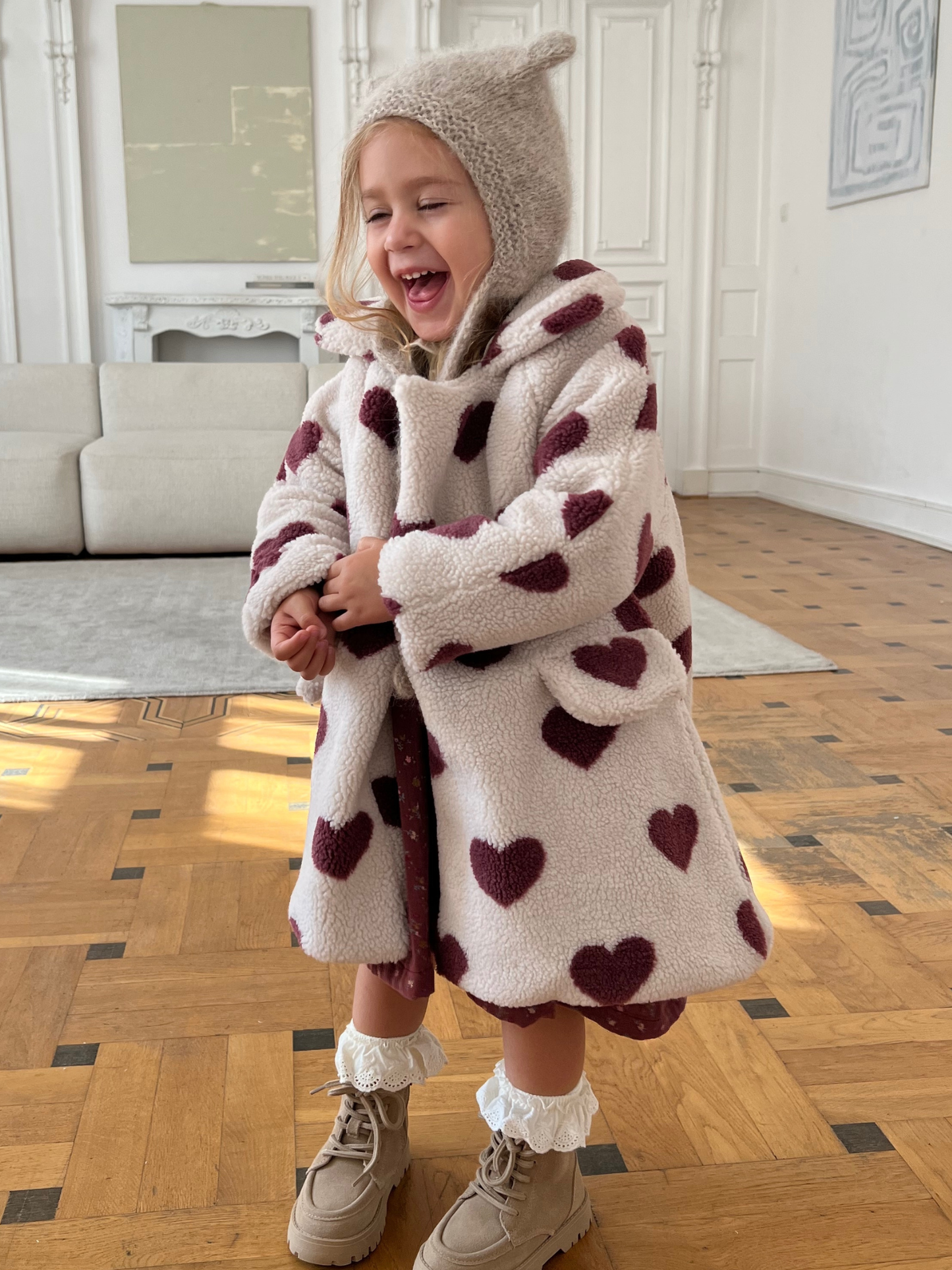 Zimowy płaszczyk w serca