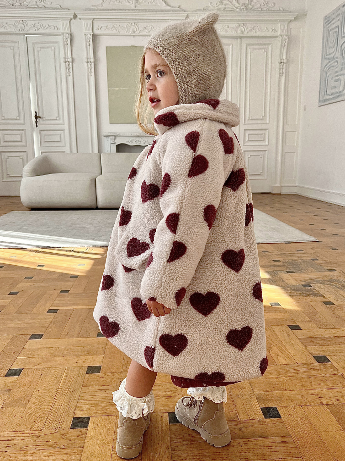 Zimowy płaszczyk w serca