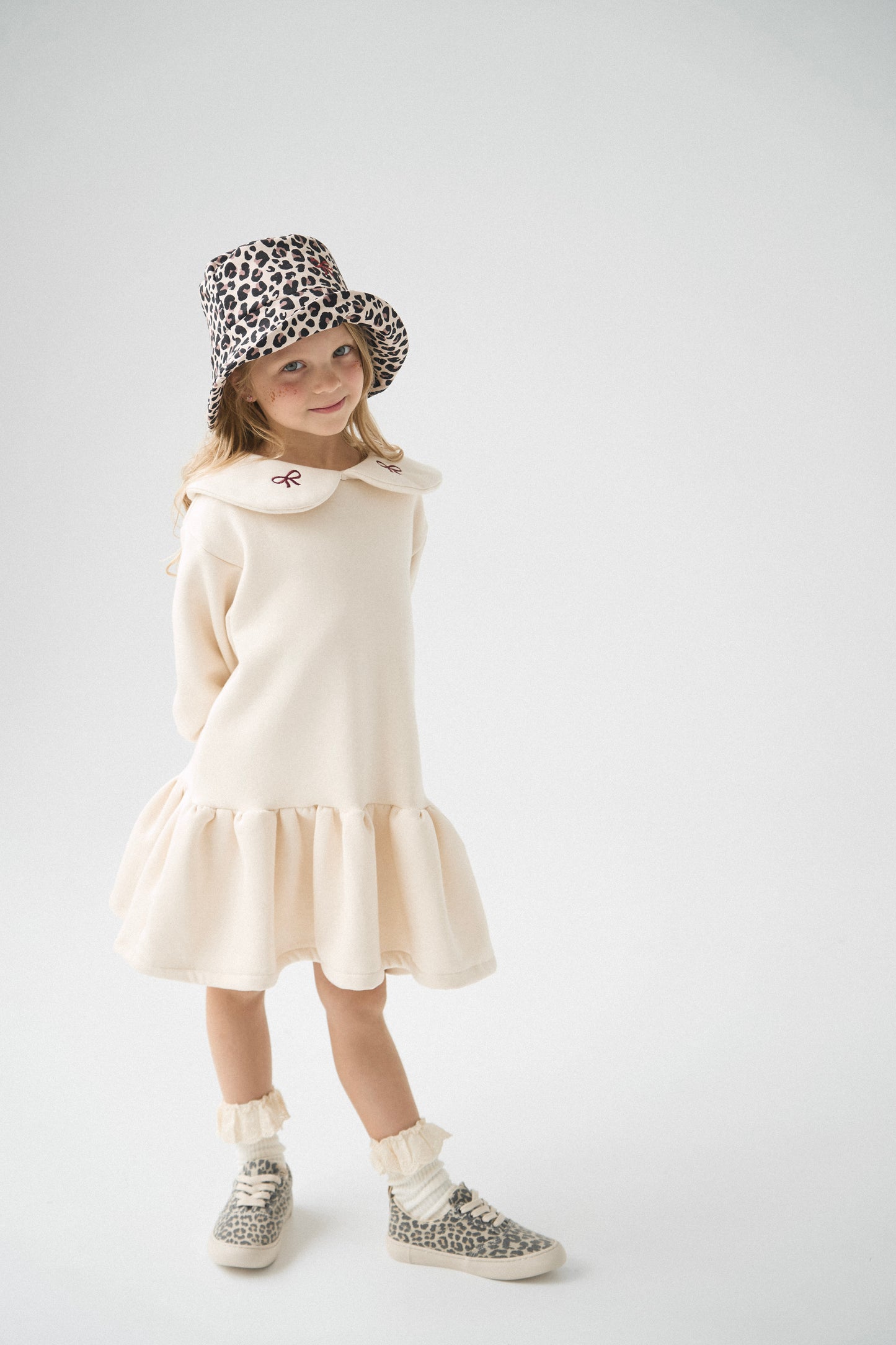 Sukienka z kokardkami - trzy kolory