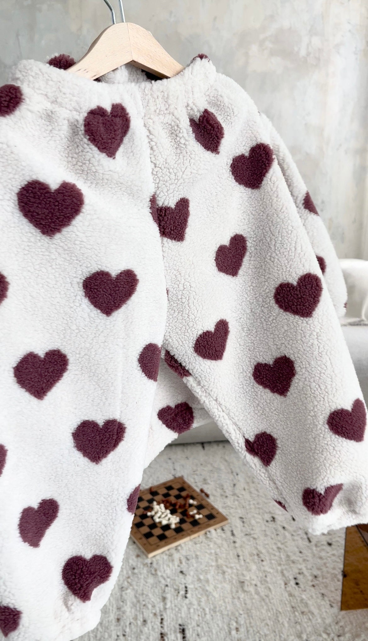 Spodnie outdoor w serca