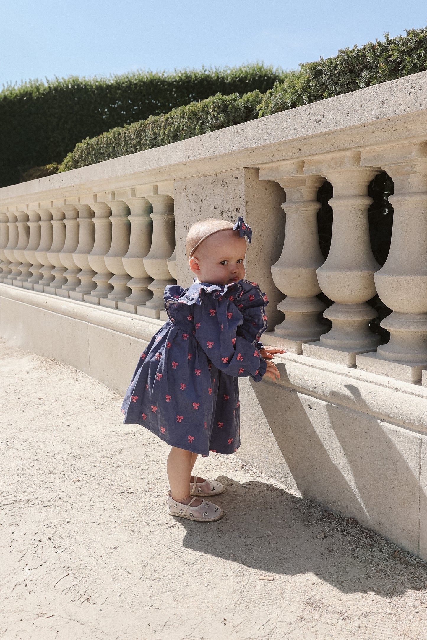 Sukienka w kokardki - niebieska